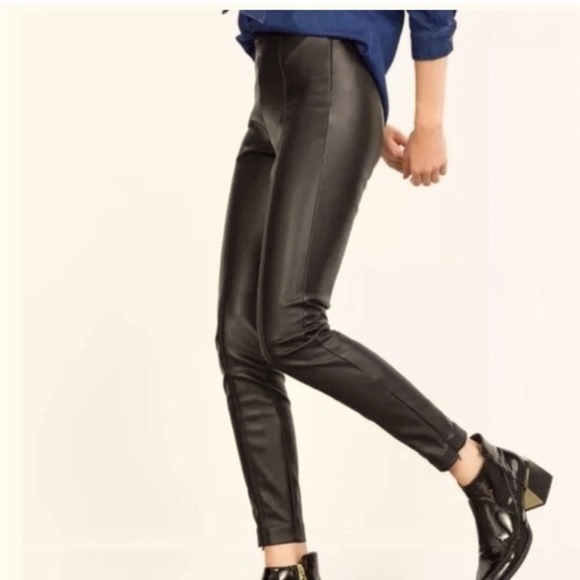 Zara Black Faux Leather Pants Size Medium - Picture 1 of 8